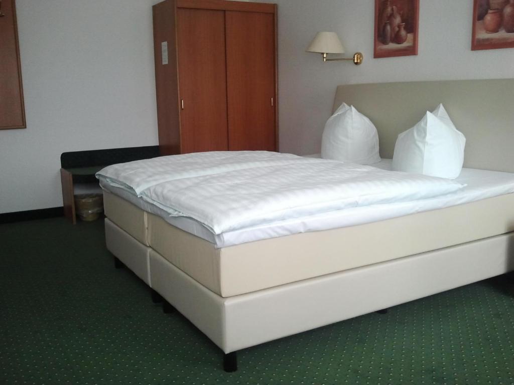 Hotel Evabrunnen Bischofswerda Room photo